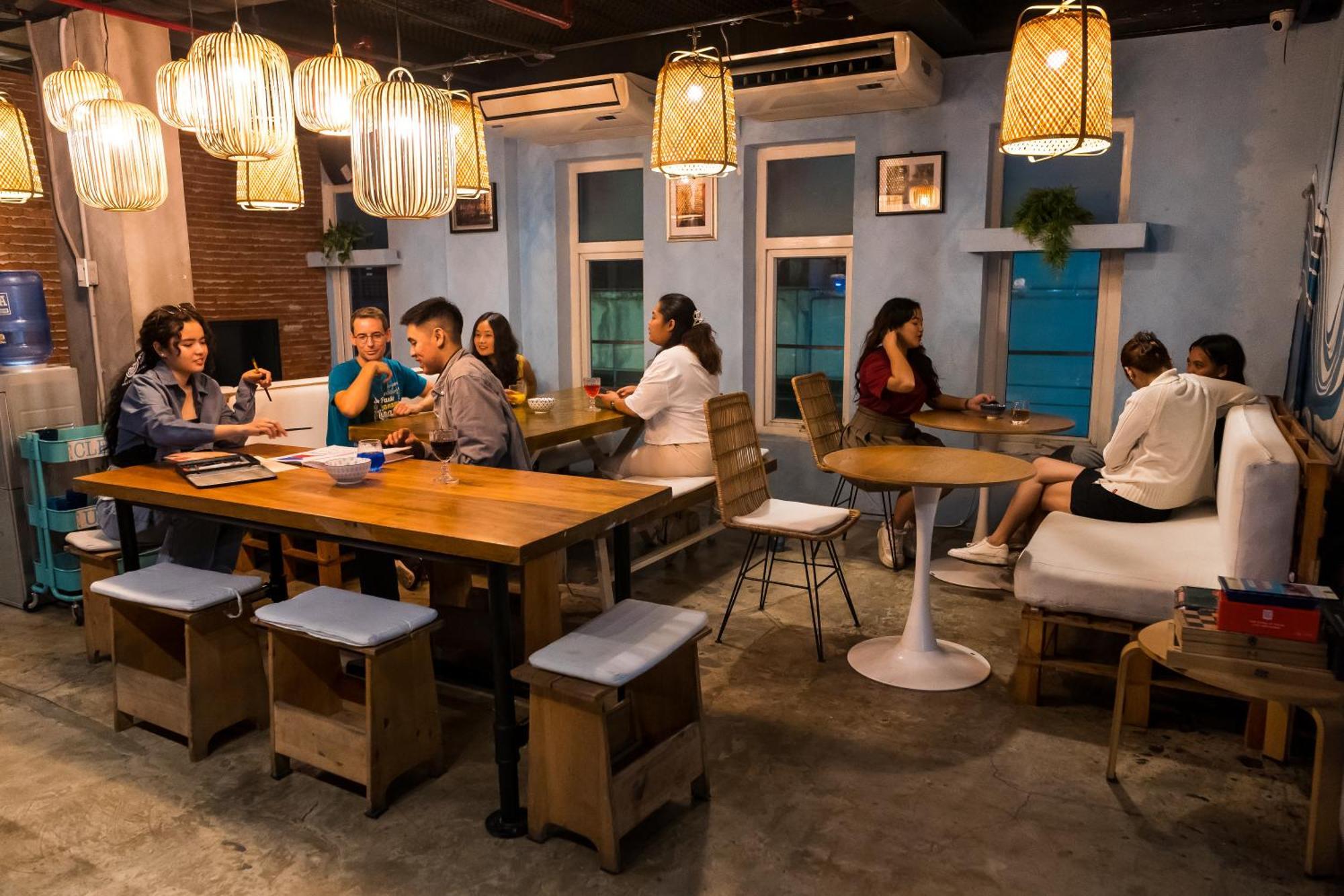 Abraham Manila - Located In Central Makati (Adults Only) Makati City Exterior photo